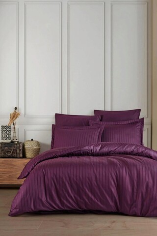 Lenjerie de pat dubla, Plum, Bedora, 4 piese, 220x200 cm, 100% bumbac satinat, mov